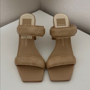 Dolce Vita Beige Textured Heels